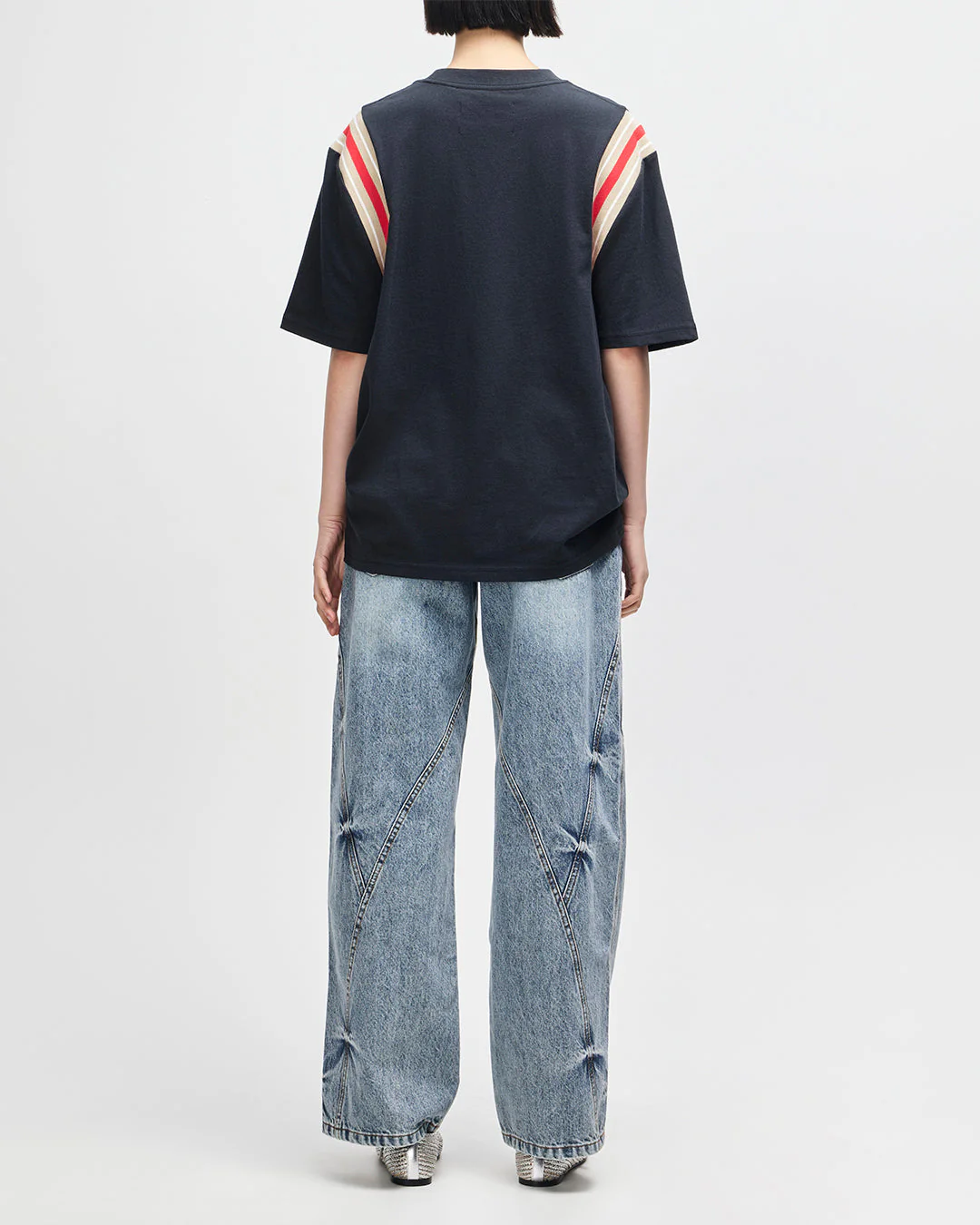 Debute Tee - Black - Image 6